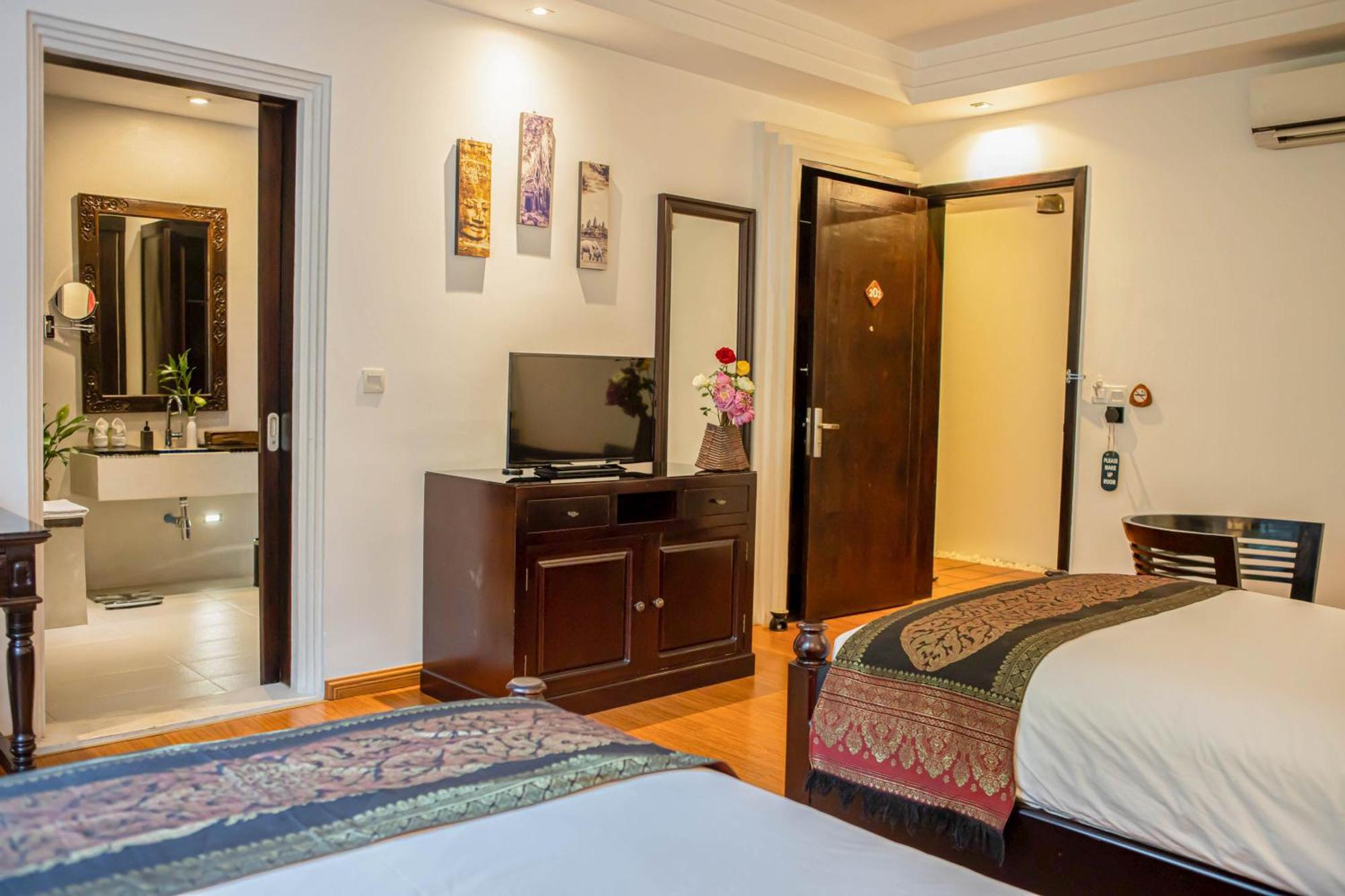La Rose Suites Phnom Penh Exterior foto