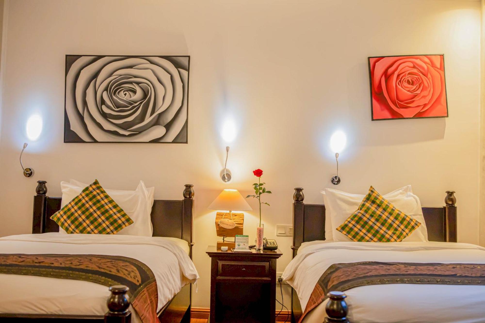 La Rose Suites Phnom Penh Exterior foto