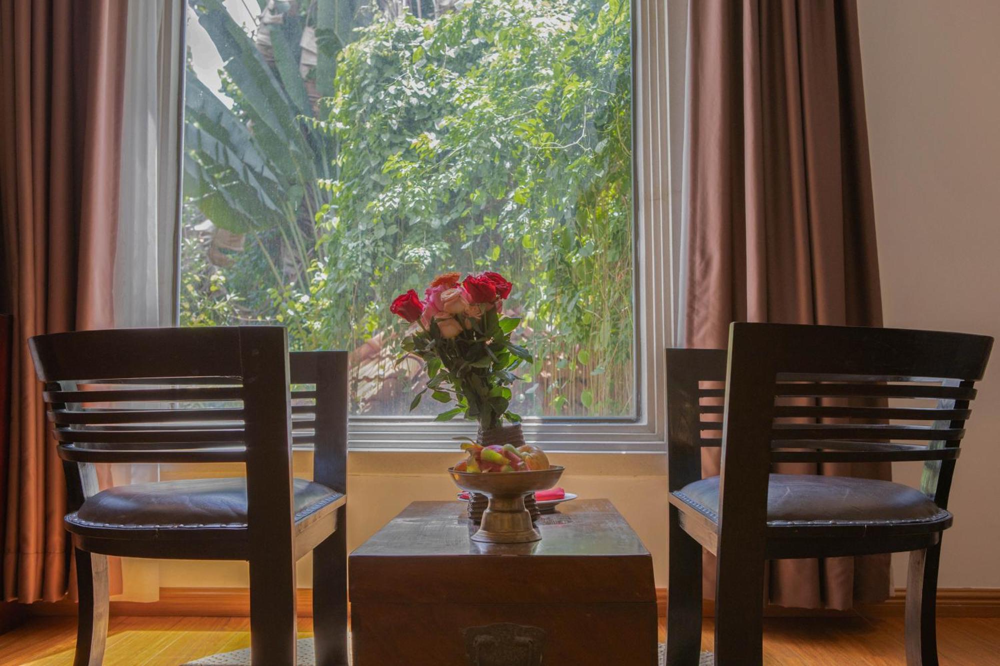 La Rose Suites Phnom Penh Exterior foto